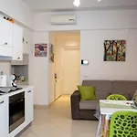 La Casa Di Thomas In Centro Apartment *