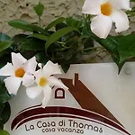 La Casa Di Thomas In Centro Apartment